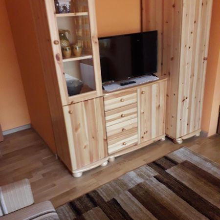 Kelemen Apartmanok Abádszalók المظهر الخارجي الصورة
