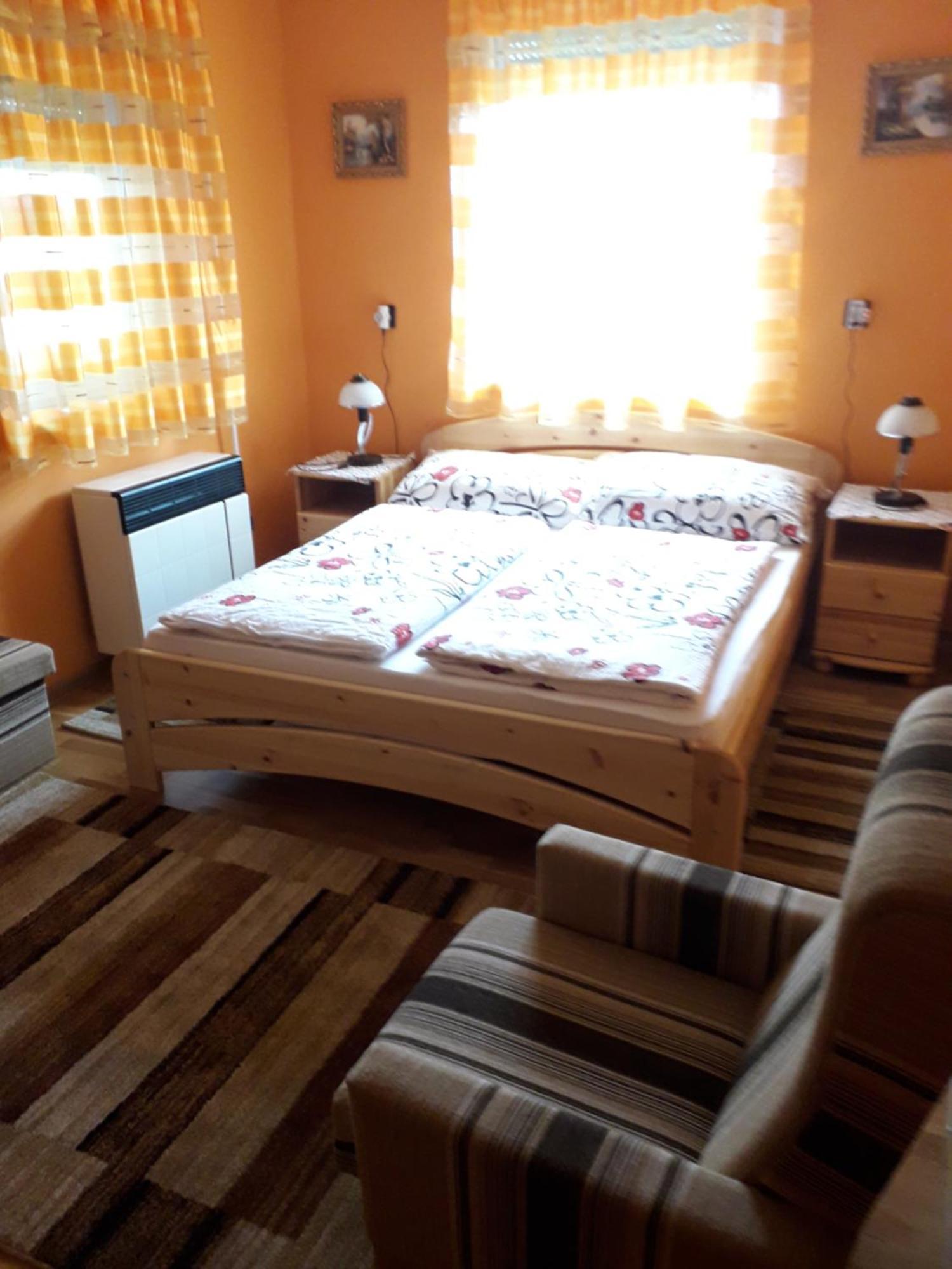 Kelemen Apartmanok Abádszalók المظهر الخارجي الصورة