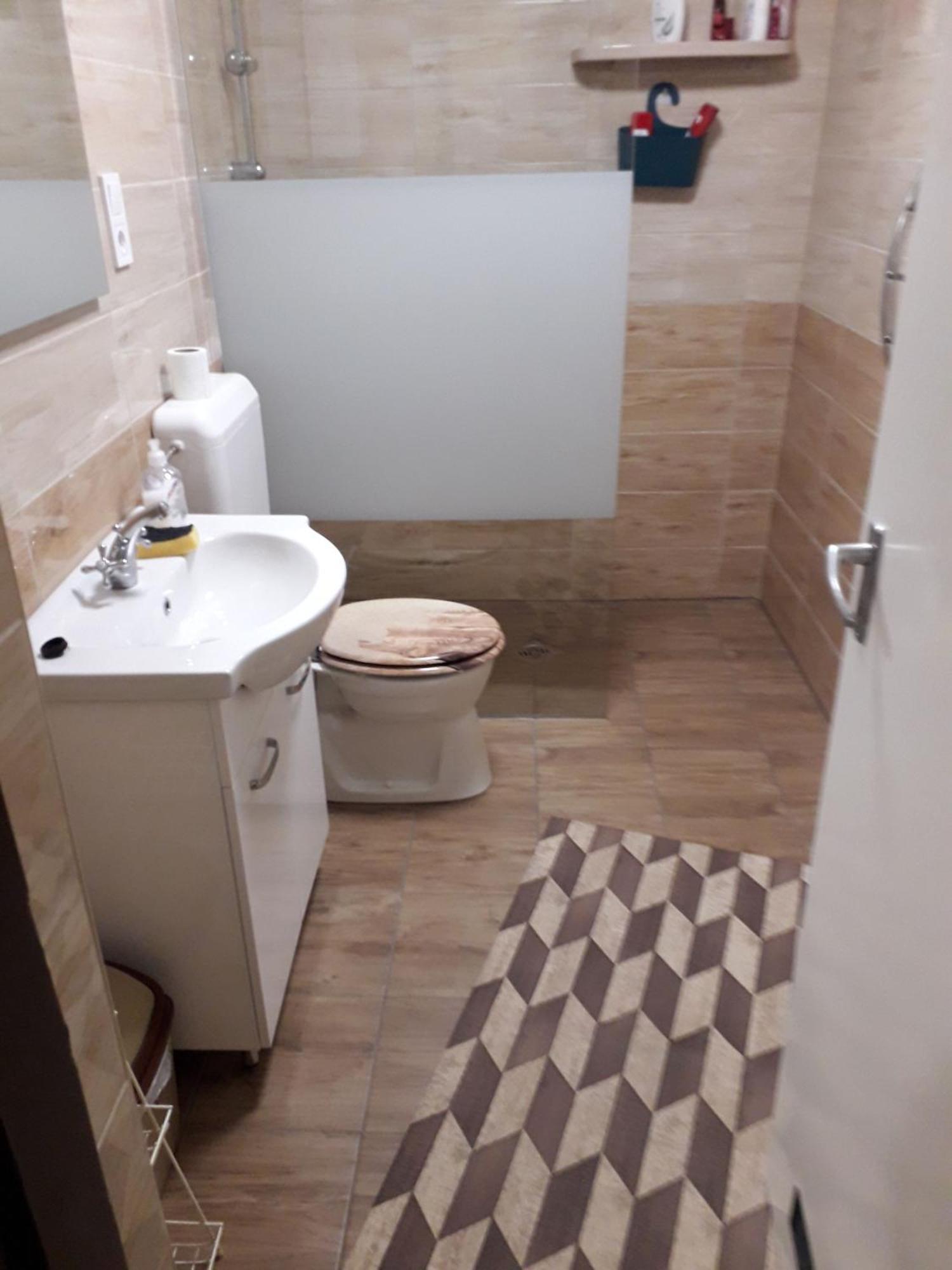 Kelemen Apartmanok Abádszalók المظهر الخارجي الصورة