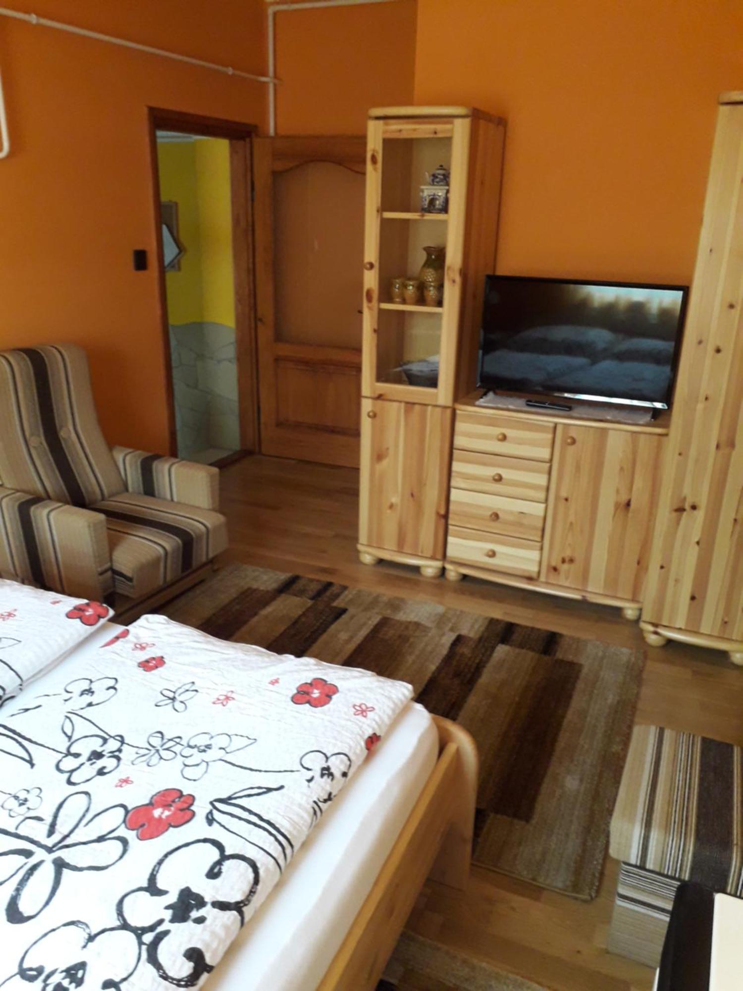 Kelemen Apartmanok Abádszalók المظهر الخارجي الصورة