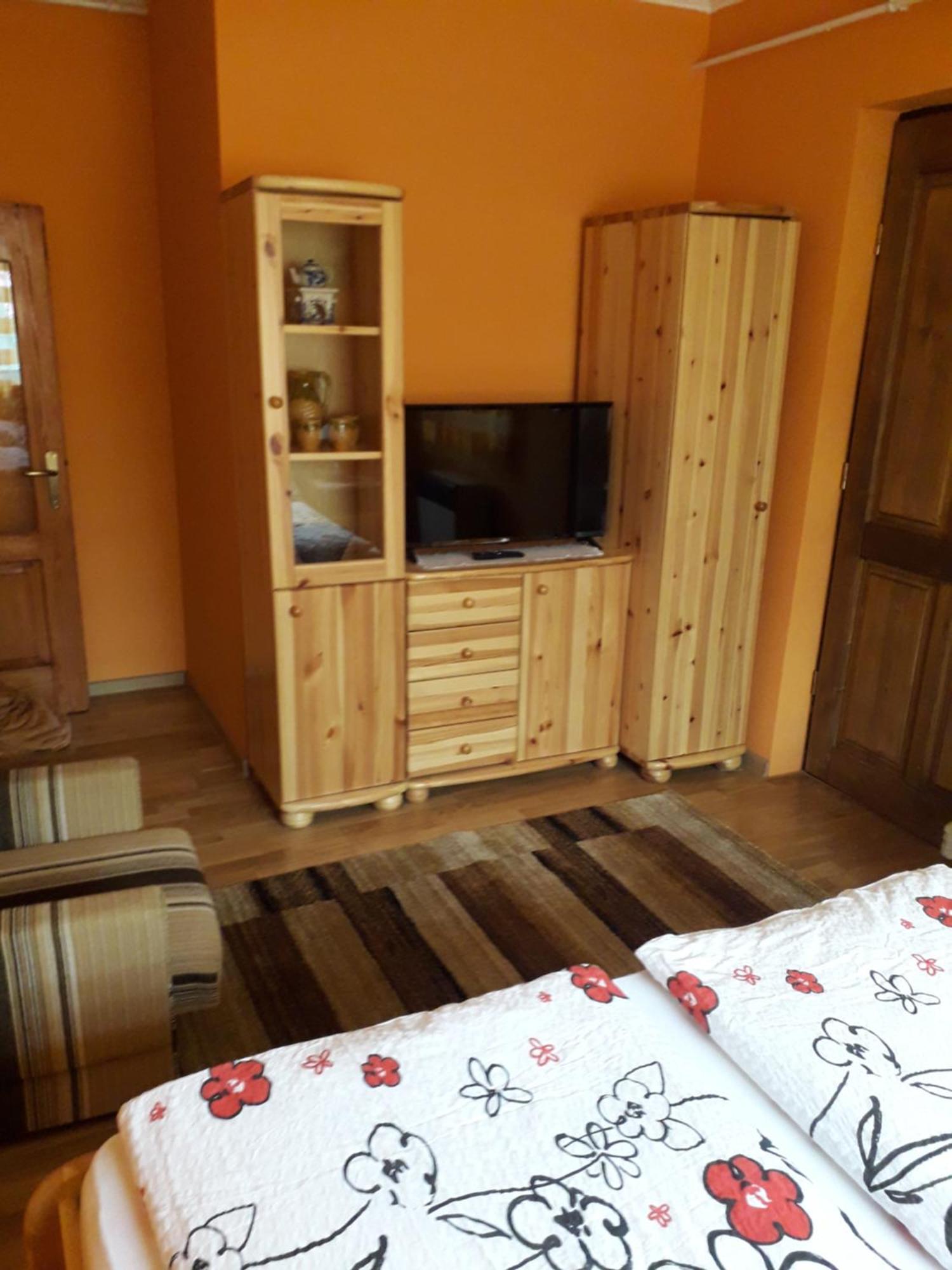 Kelemen Apartmanok Abádszalók المظهر الخارجي الصورة