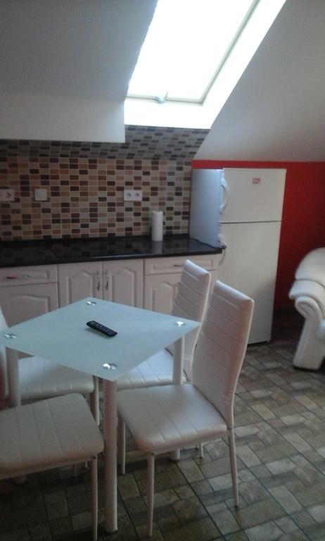 Kelemen Apartmanok Abádszalók المظهر الخارجي الصورة